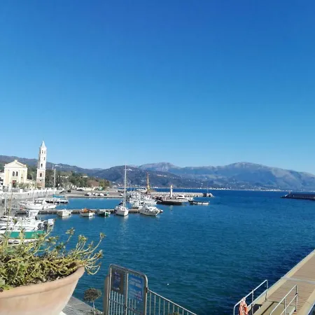 Rugiada Villa *